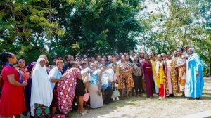 Read more about the article IHURIRO RY’IGIHUGU NYUNGURANABITEKEREZO RY’IMITWE YA POLITIKI RYAHUGUYE,ABAYOBOZI B’URUGAGA RW’ABAGORE RUSHAMIKIYE KU MUTWE WA POLITIKI MU NTARA Y’IBURENGERAZUBA.